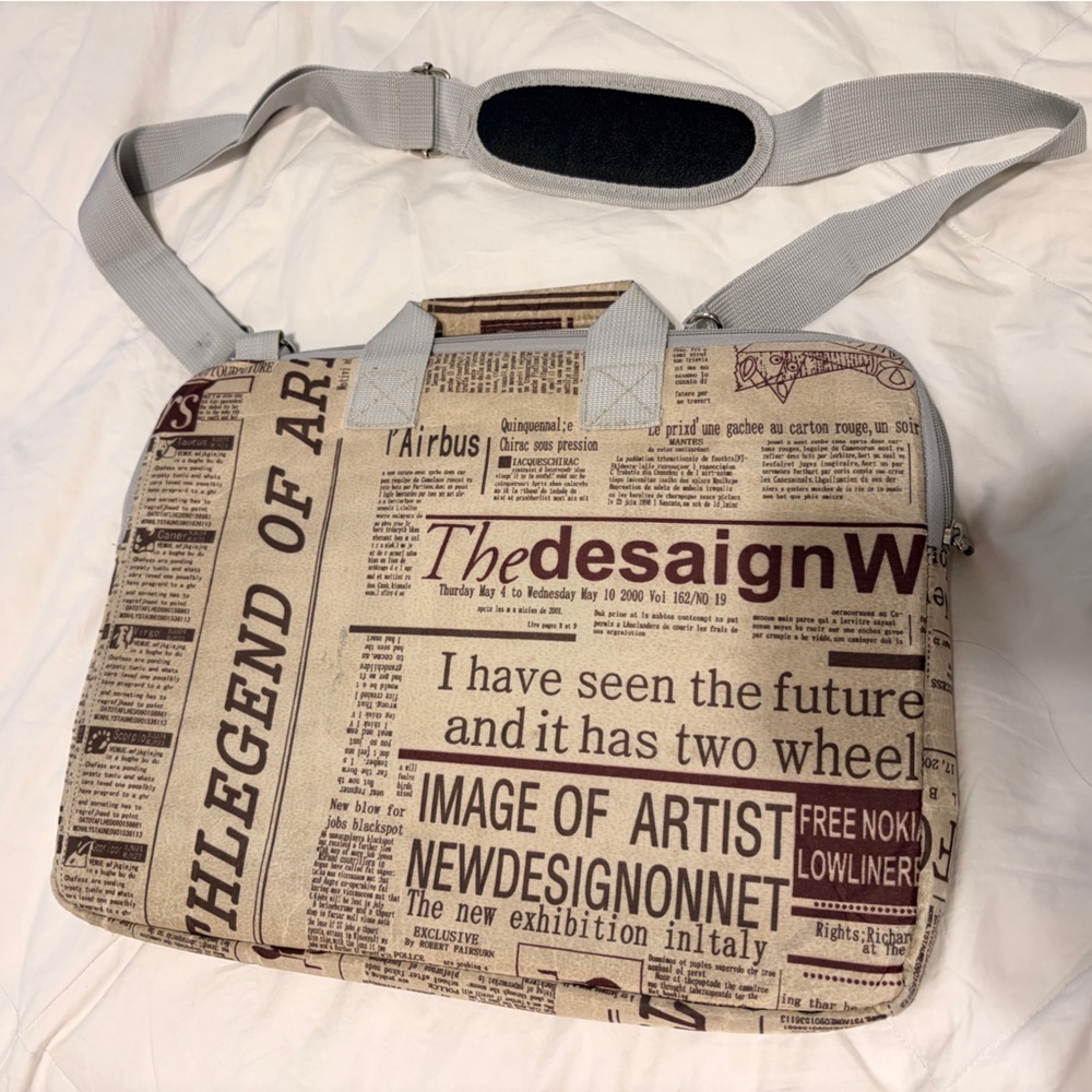 K CLIFFS NEW STYLE LAPTOP CASE w/ STRAP - Picture 2 of 10